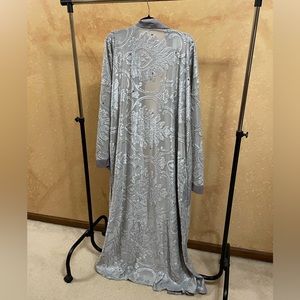 Grey Velvet Abaya